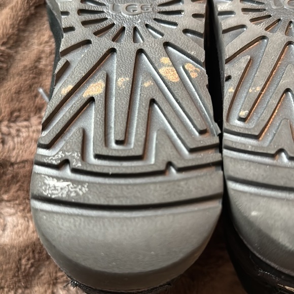 UGG Bethany Black Suede Chukka Boot Sz 7 - Picture 7 of 15